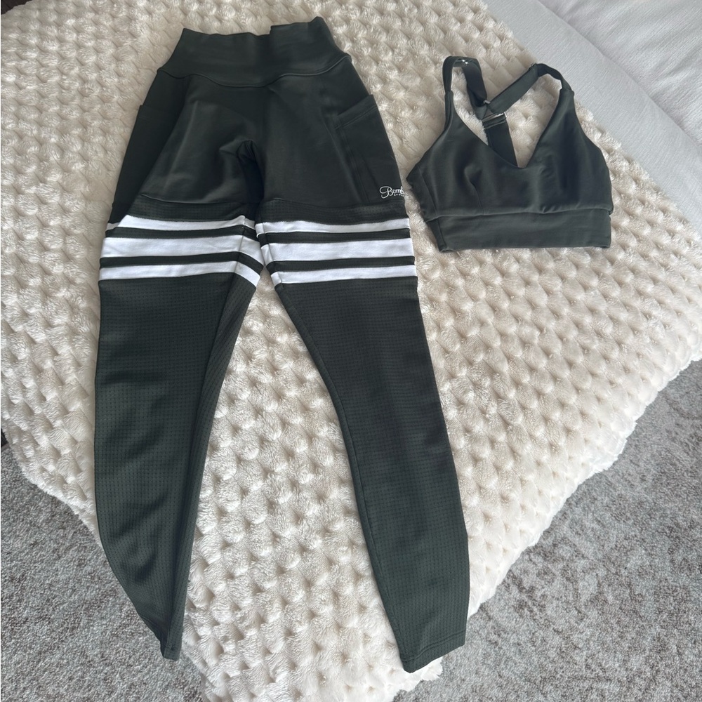 Bombshell Sportswear set size XS